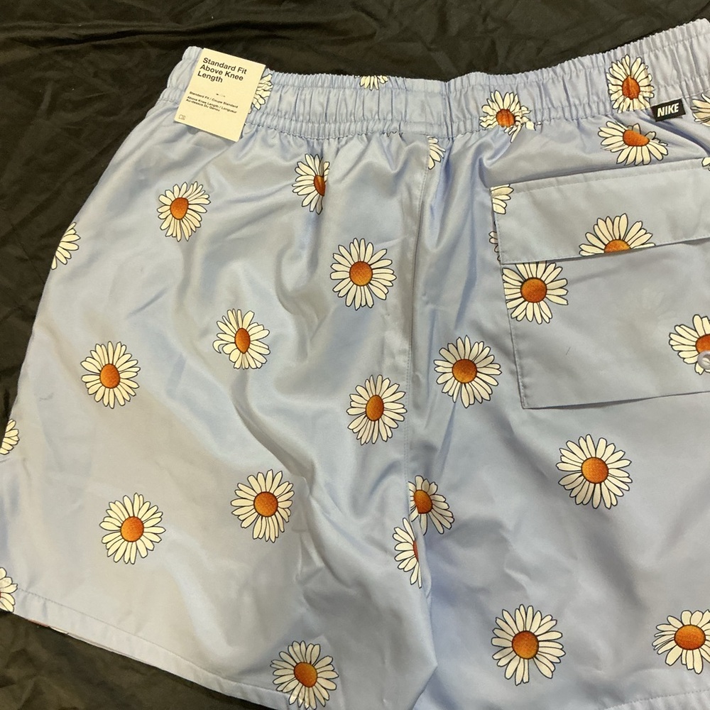 Nike Light Blue Floral Shorts - Picture 9 of 9